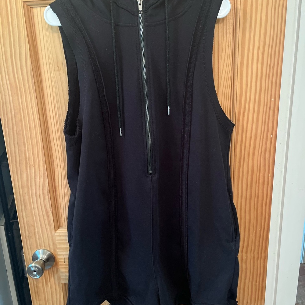 Black Sleeveless Zip-Up Hoodie Romper